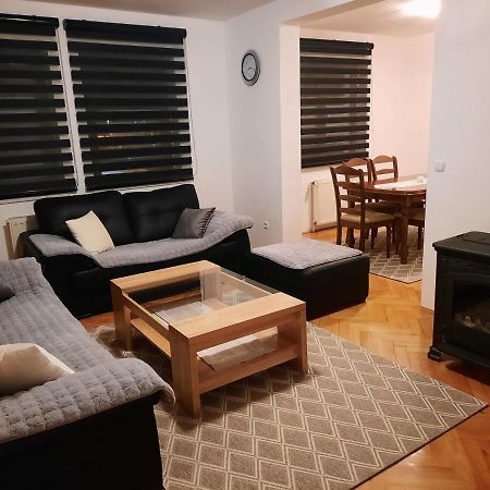 Apartment Pero Livno Esterno foto