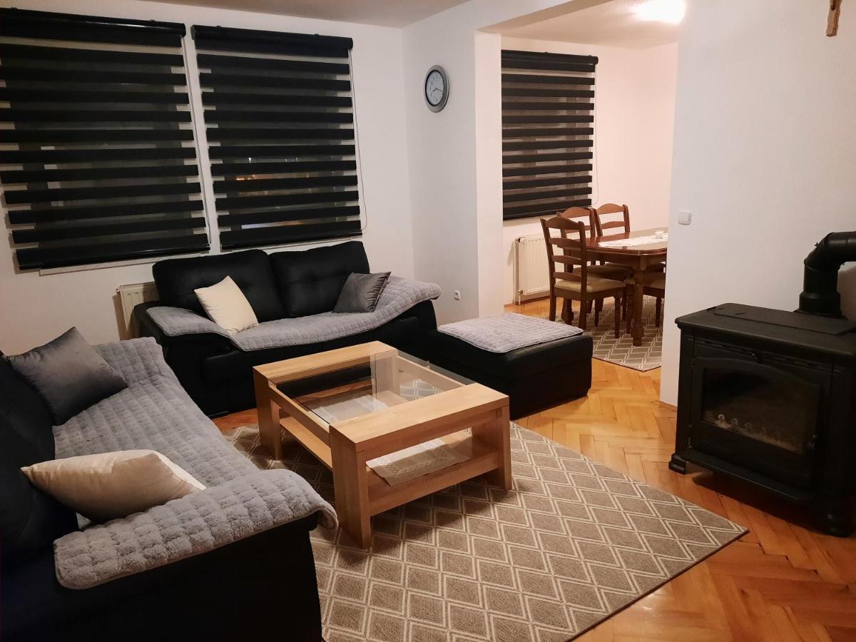 Apartment Pero Livno Esterno foto